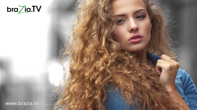How to prevent frizzy hair?